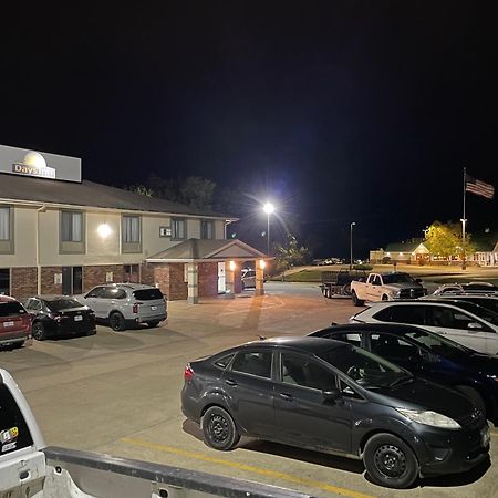 Days Inn By Wyndham Warrensburg Eksteriør bilde